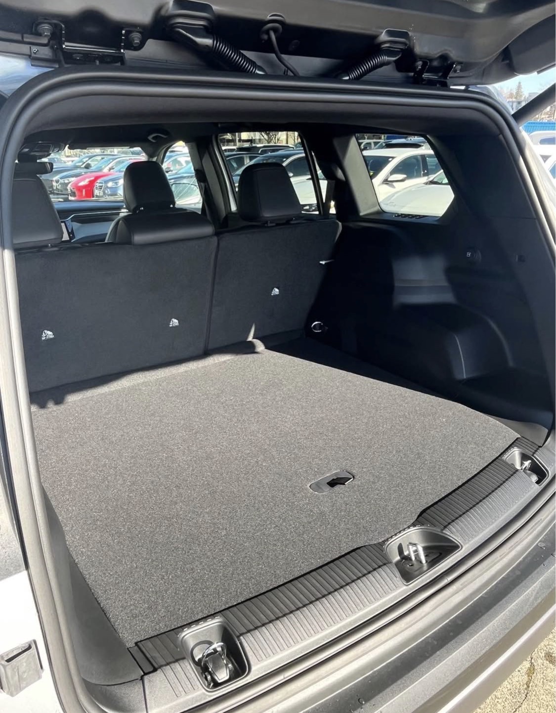 2026 Jeep Cherokee Limited cargo space