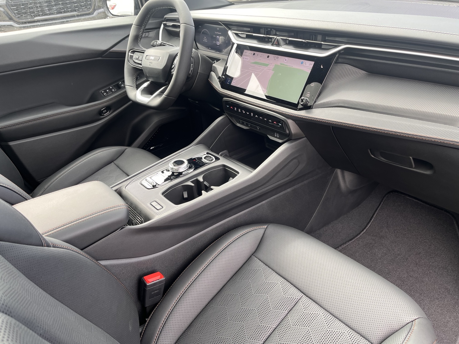 2026 Jeep Cherokee Overland passenger side view